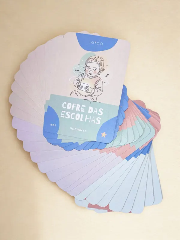 Cards do kit abertos em leque, com o card Cofre das Escolhas em destaque